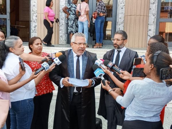 Embargan cuentas del Banco Central de la Republica Dominicana