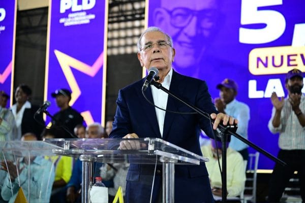 Danilo Medina cuestiona gestión del Gobierno durante asamblea del PLD en Higüey