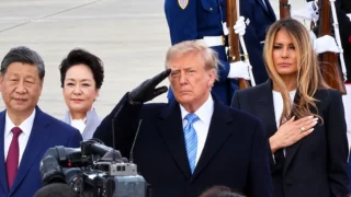Trump recibe a Xi Jinping en la pista y convierte su llegada a Washington en un gesto diplomático inusual