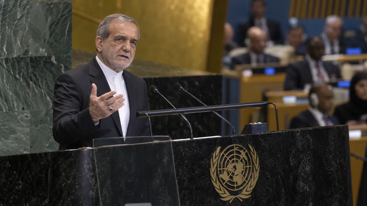 Pezeshkian desafía a Washington desde la ONU y asegura que Irán no se arrodillará ante Estados Unidos