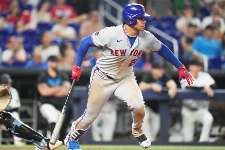 Mets vencen 7-5 a Marlins con jonrones de Lindor y Soto