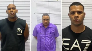 Policía reporta tres detenidos y busca cuarto implicado en caso Oro Duro