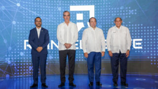 Abinader presenta “RD Inteligente” para capacitar a un millón de dominicanos