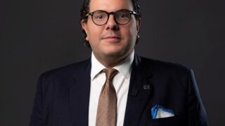 Abinader designa a Víctor Cedeño Brea como superintendente de Bancos