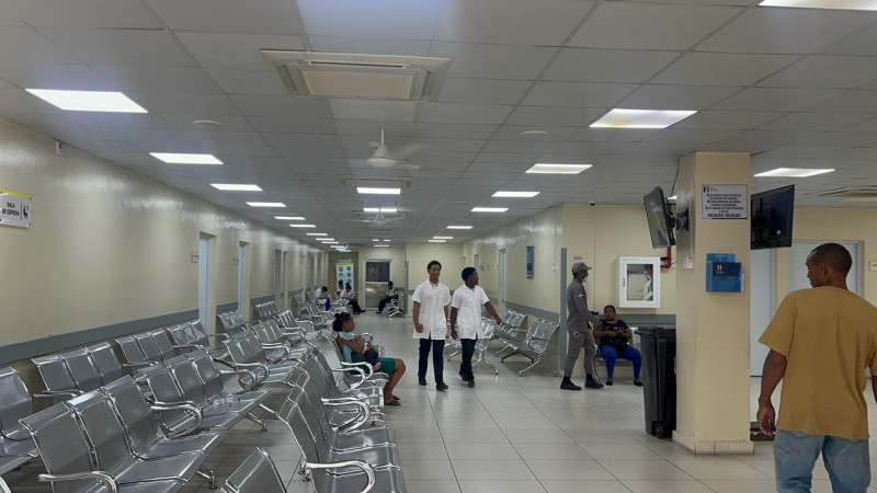 Huelga médica afecta consultas y terapias en hospitales del Gran Santo Domingo