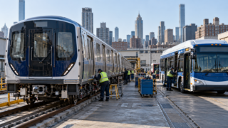 Aranceles podrían encarecer trenes y autobuses de la MTA