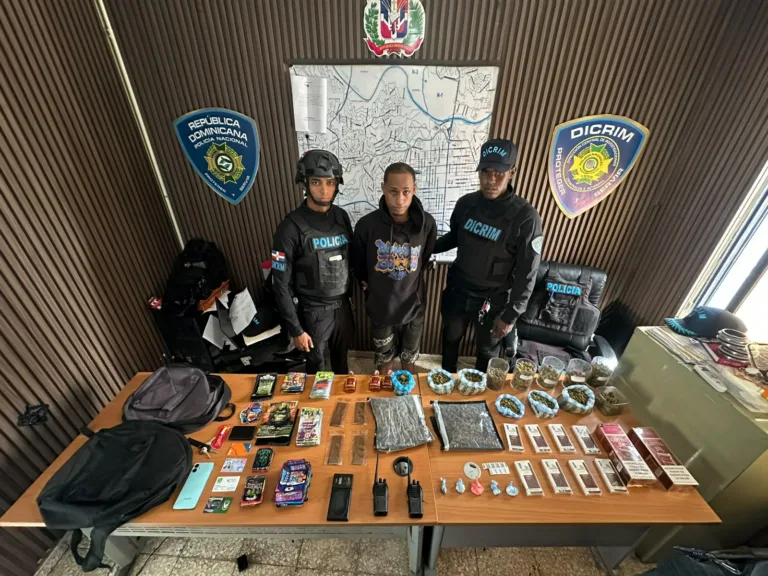 Apresan hombre con presuntas drogas en vivienda abandonada de Cristo Rey
