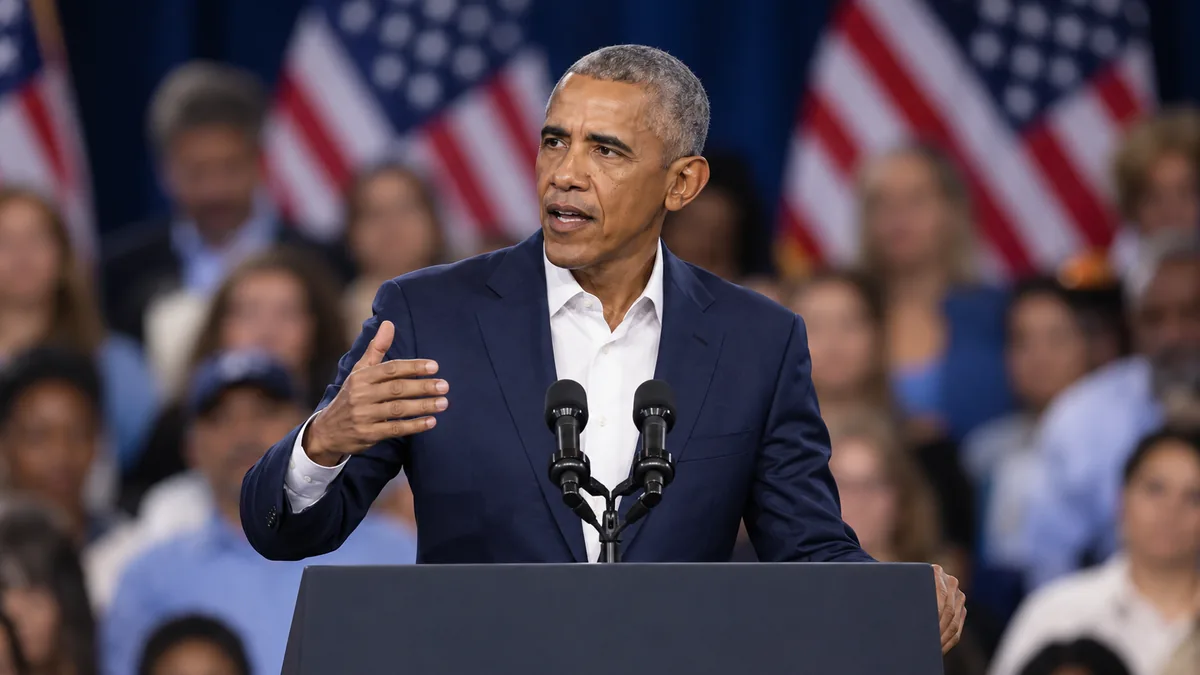 Obama respalda a demócratas en Ohio y cuestiona la gestión de Trump