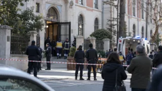 Muere una estudiante tras ataque con cuchillo en instituto de Estambul